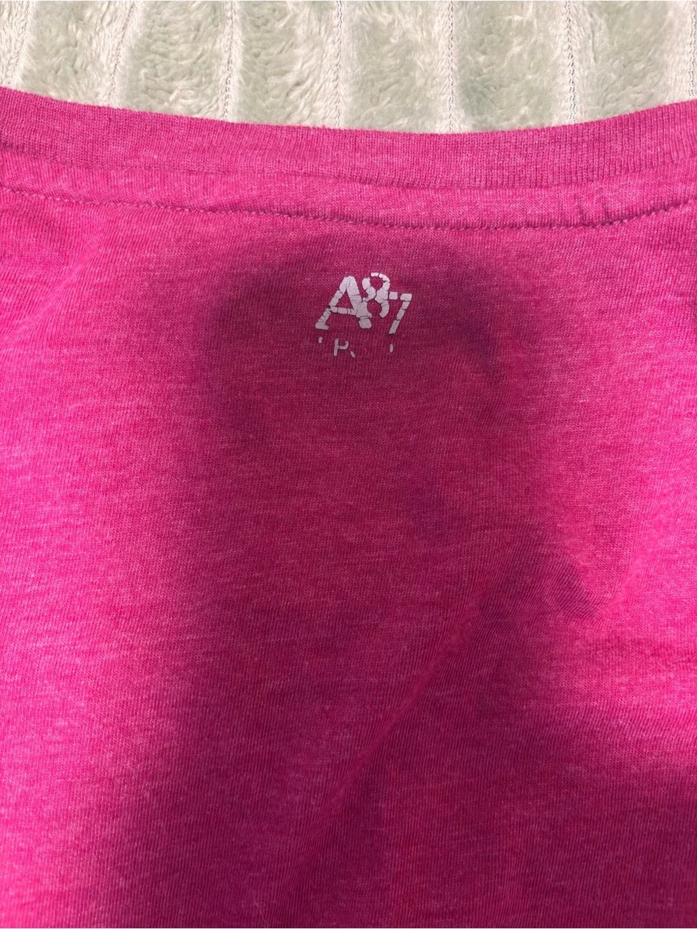 Aeropostale junior varsity graphic tee